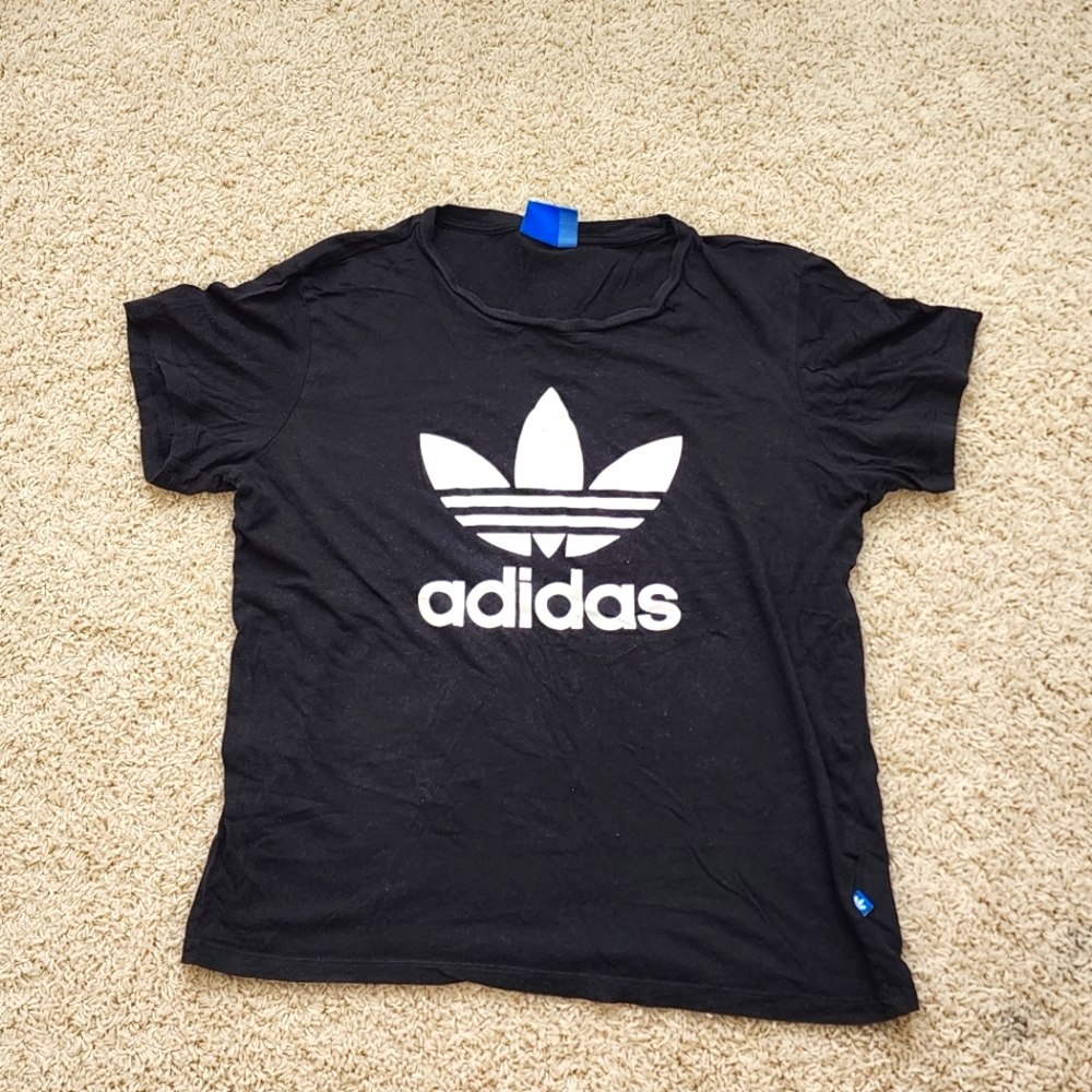 !!SUMMER SALE!! Black Adidas Tee, S